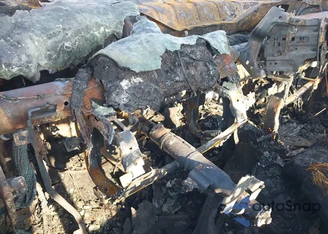 2017 Nissan Titan Sl from USA, damaged, VIN 1N6AA1E59HN524318